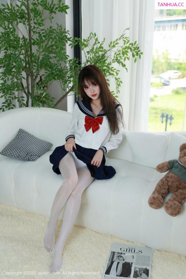   [XiuRen]高清写真图 2025.06.25 No.10458 糯咪 JK制服第13张图片
